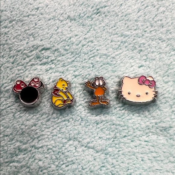 Floating Locket Charms - Picture 1 of 1